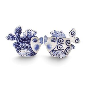 Fancy kissing blue Fish Ceramic Salt and Pepper Shaker set Retro